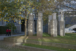 Nikolaus Gerhart - Geöffnete Granite II [Open granites II], 1992